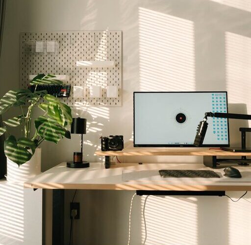 Tips for Creating a Relaxing and Productive Home Office Environment