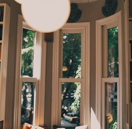 How to Create a Cosy Reading Nook in Your Home